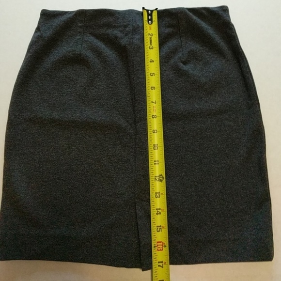 Uniqlo Medium Charcoal Stretch Pencil Skirt - Picture 4 of 5